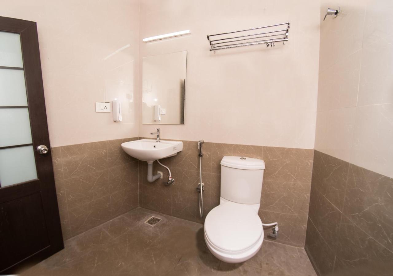 Bells Grand Inn Chennai Exterior photo